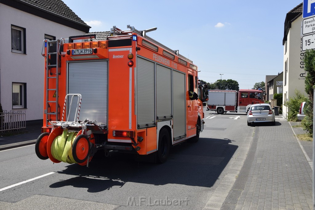 Feuer 1 Koeln Porz Grengel Waldstr P100.JPG - Miklos Laubert